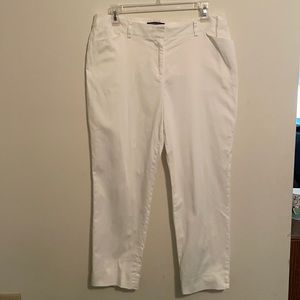 Adrienne Vittadini white capris size 12